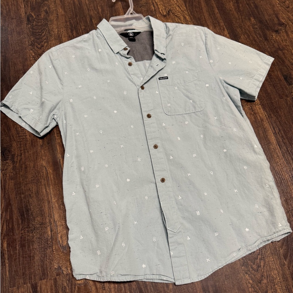Men's Light Blue Volcom Button Up Size Medium